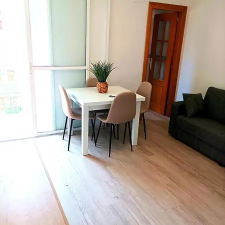 Appartement El Cabanyal 400m From The Valence